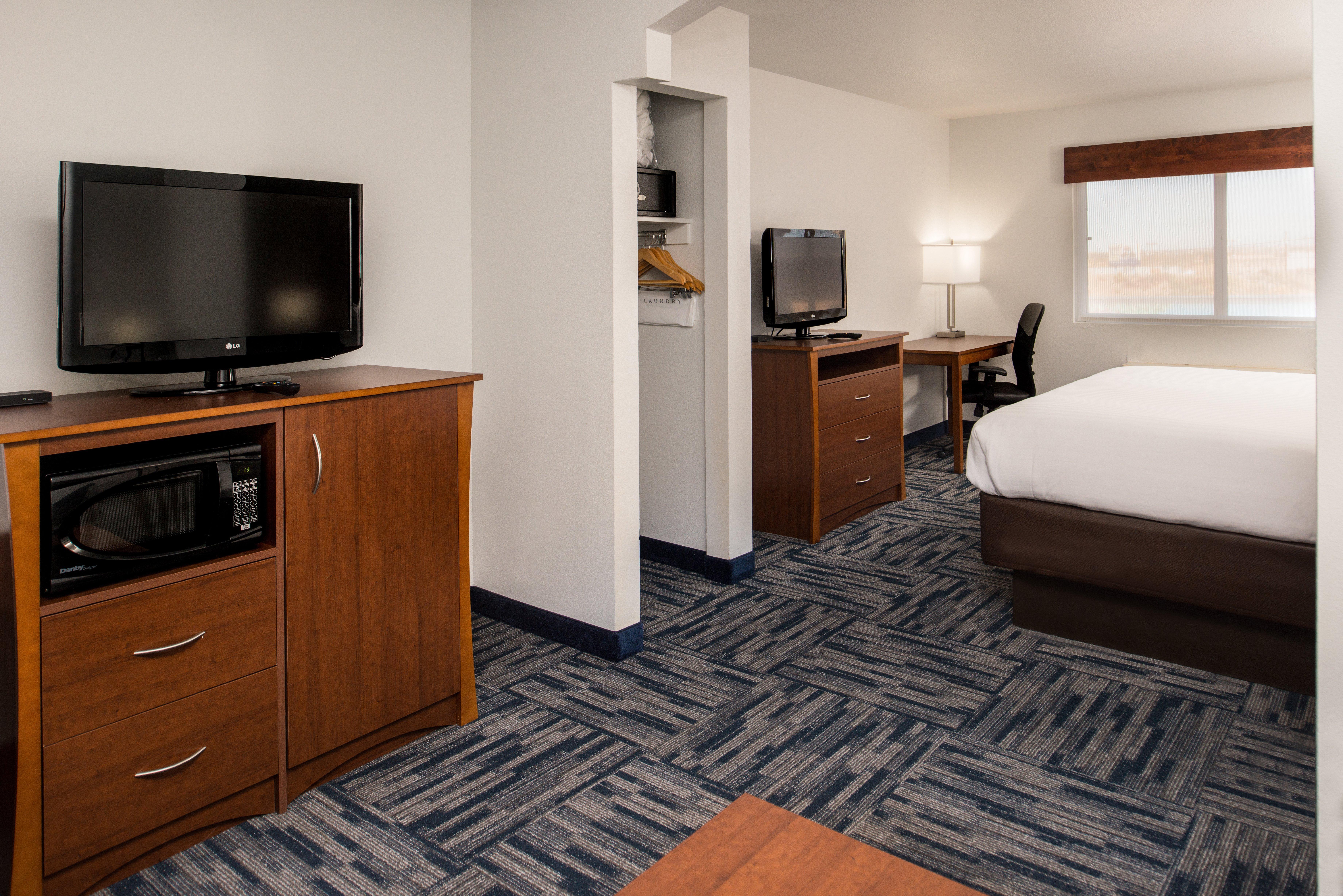 Holiday Inn Express & Suites Alamogordo Highway 54/70 By Ihg Exterior photo